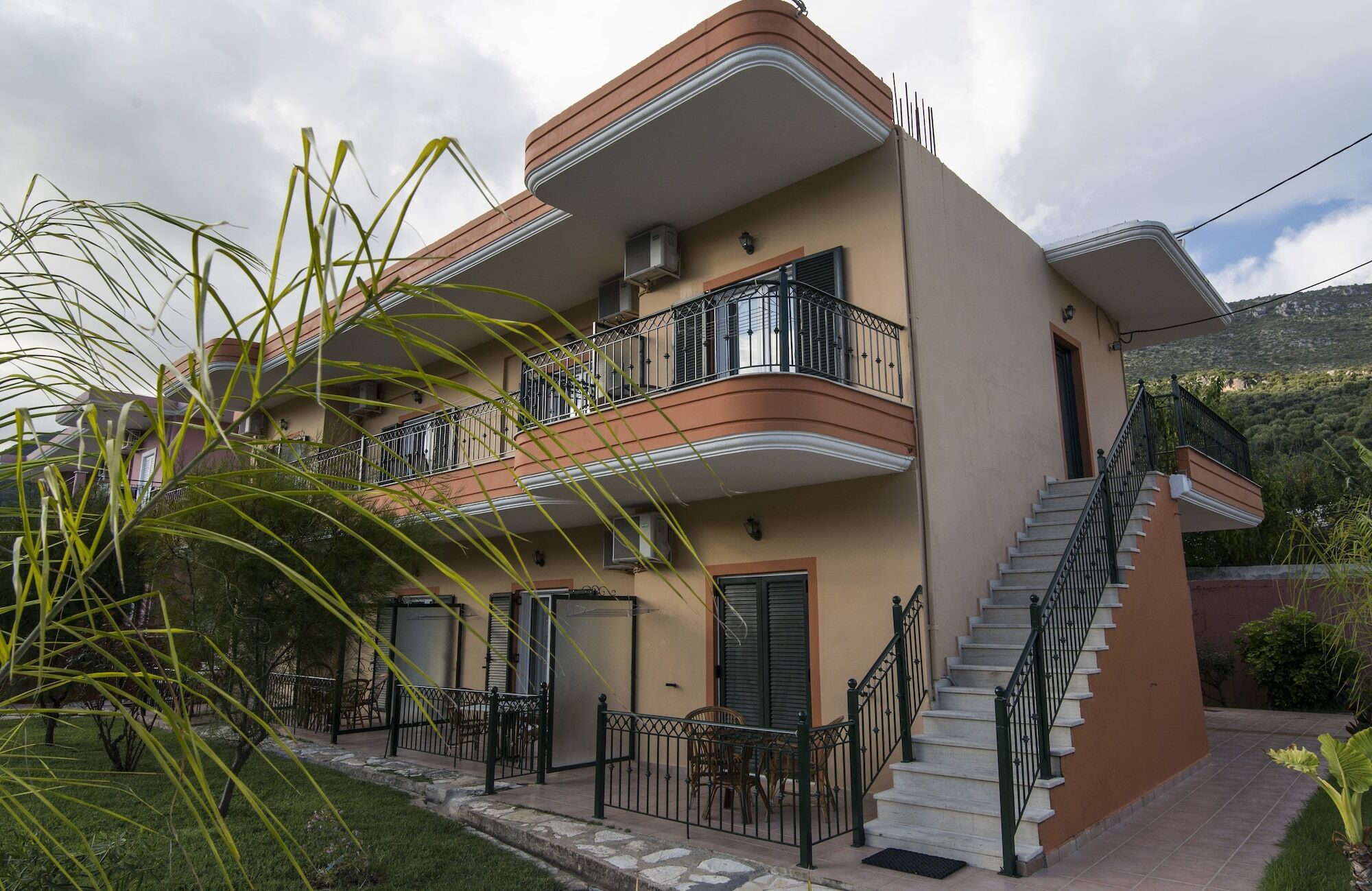 Aparthotel Dimas V House Parga Exterior foto